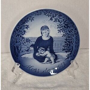 Vintage Collectible Georg Jensen 1973 "Mors Dag" (Mother's Day) Plate